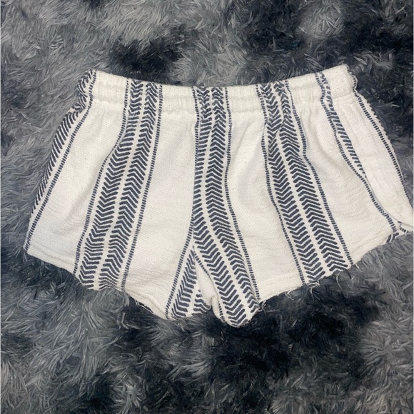 beach short shorts - Picture 3 of 5